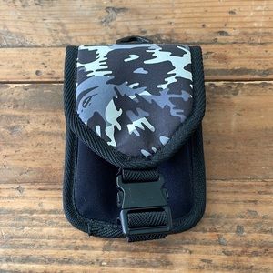 A Bathing Ape Pouch Mobile Case Black/Grey